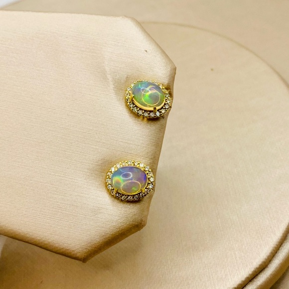 EUC 18k Yellow Gold Oval Opal Stud Earrings w/ Diamond Halo - Picture 3 of 15